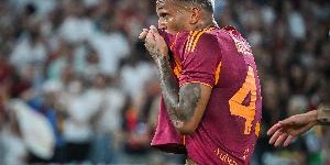 乐鱼体育-佩杜拉：韦斯利膝盖不适将接受罗马检查，对阵都灵伦施将出任首发