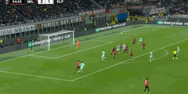 【欧联】吉鲁建功，米兰4-2十人布拉格斯拉维亚