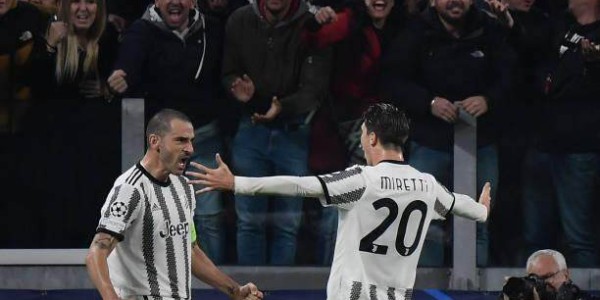 乐鱼体育APP下载-欧冠出局不放弃！基耶萨复出，尤文小负拉巴黎下马